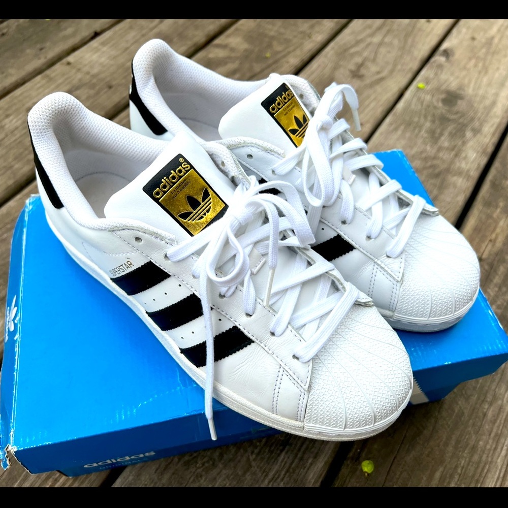 Adidas Originals Superstar Womens Size 9